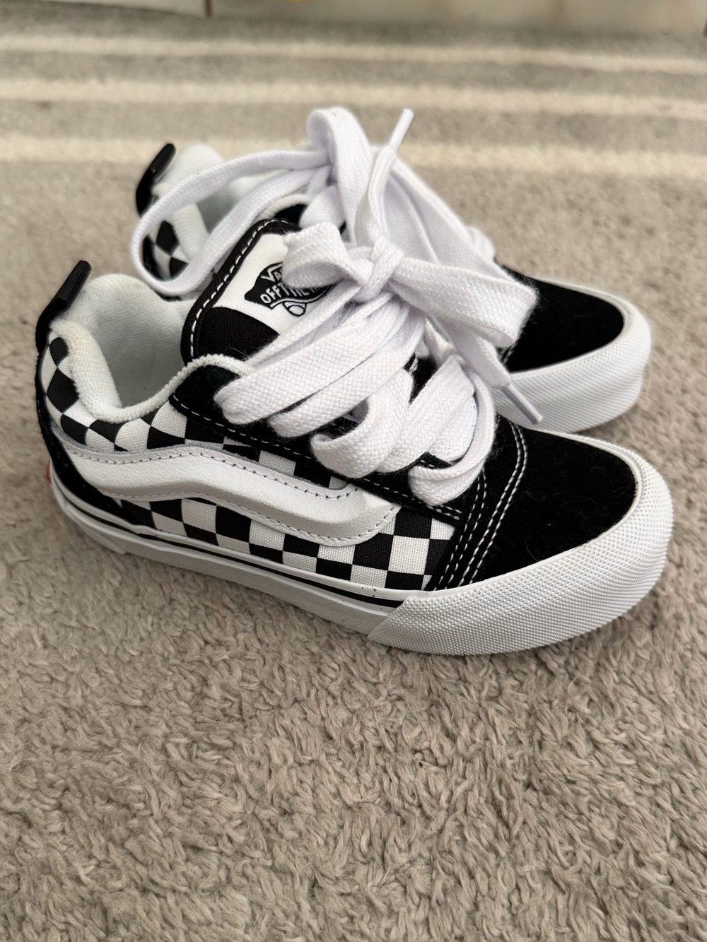 NWOT Vans Knu Skool Retro Chunky Checkerboard Shoe Kids